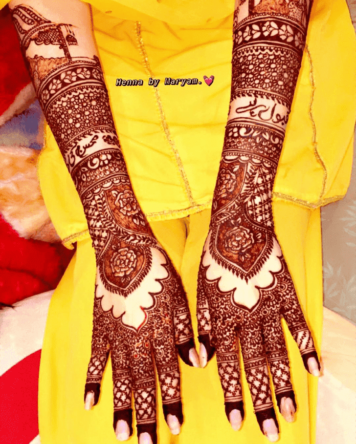 Shapely Ranchi Henna Design