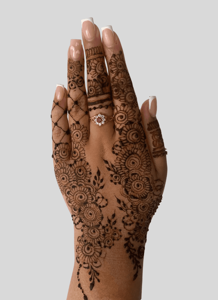 Appealing Ras Al-Khaimah Henna Design