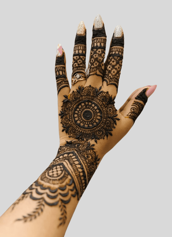 Beauteous Ras Al-Khaimah Henna Design