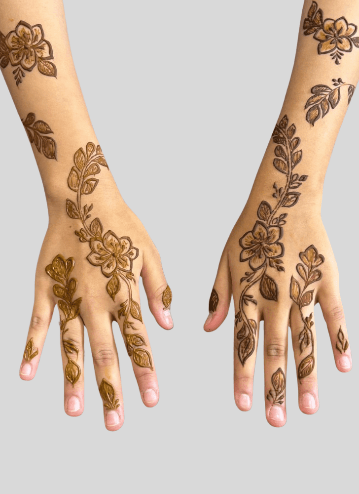 Enthralling Ras Al-Khaimah Henna Design