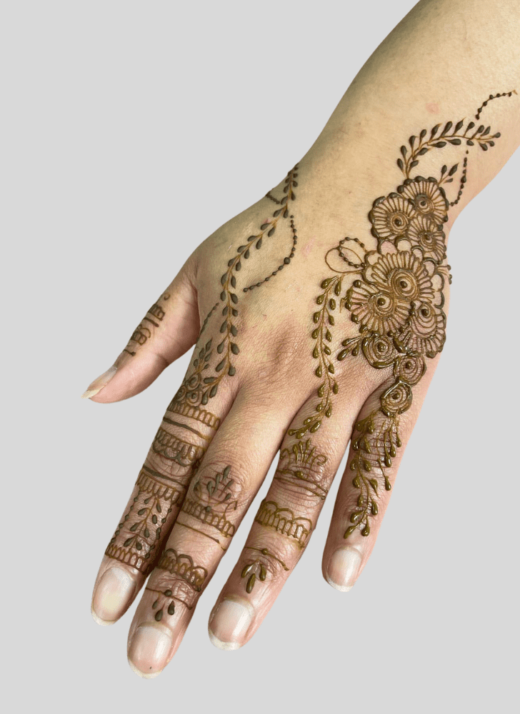 Fascinating Ras Al-Khaimah Henna Design