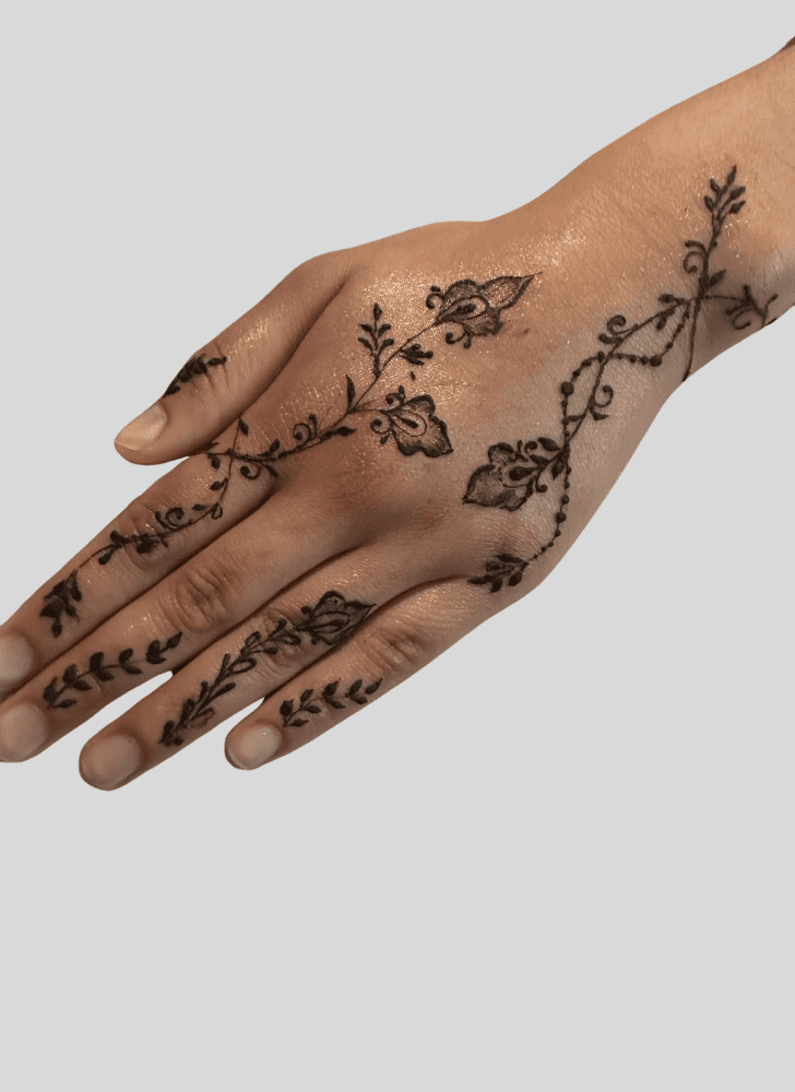 Pleasing Ras Al-Khaimah Henna Design