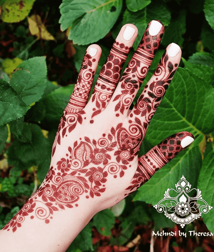 Splendid Red Henna Design