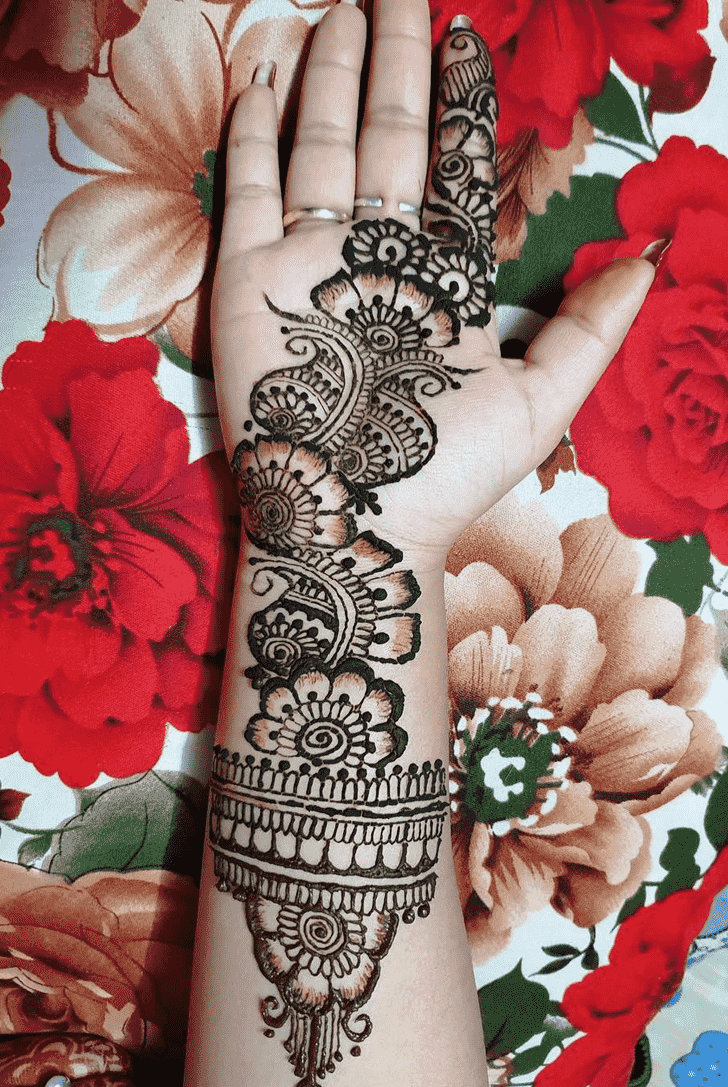 Right Hand Right Hand Henna design