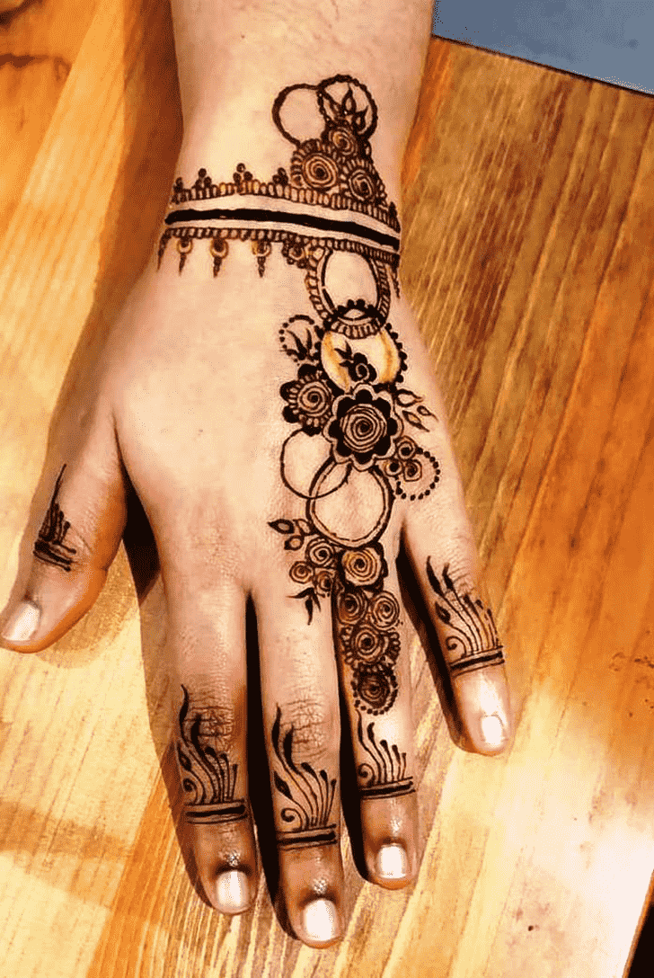 Magnificent Ring Henna Design