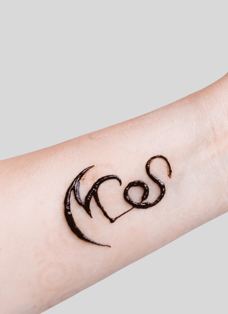 Bewitching Romantic Henna design