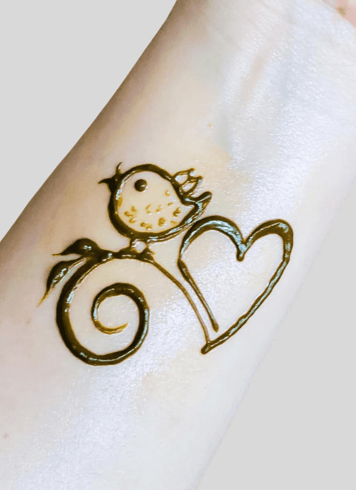 Fetching Romantic Henna design