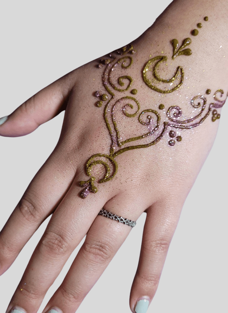 Good Looking Romantic Henna design