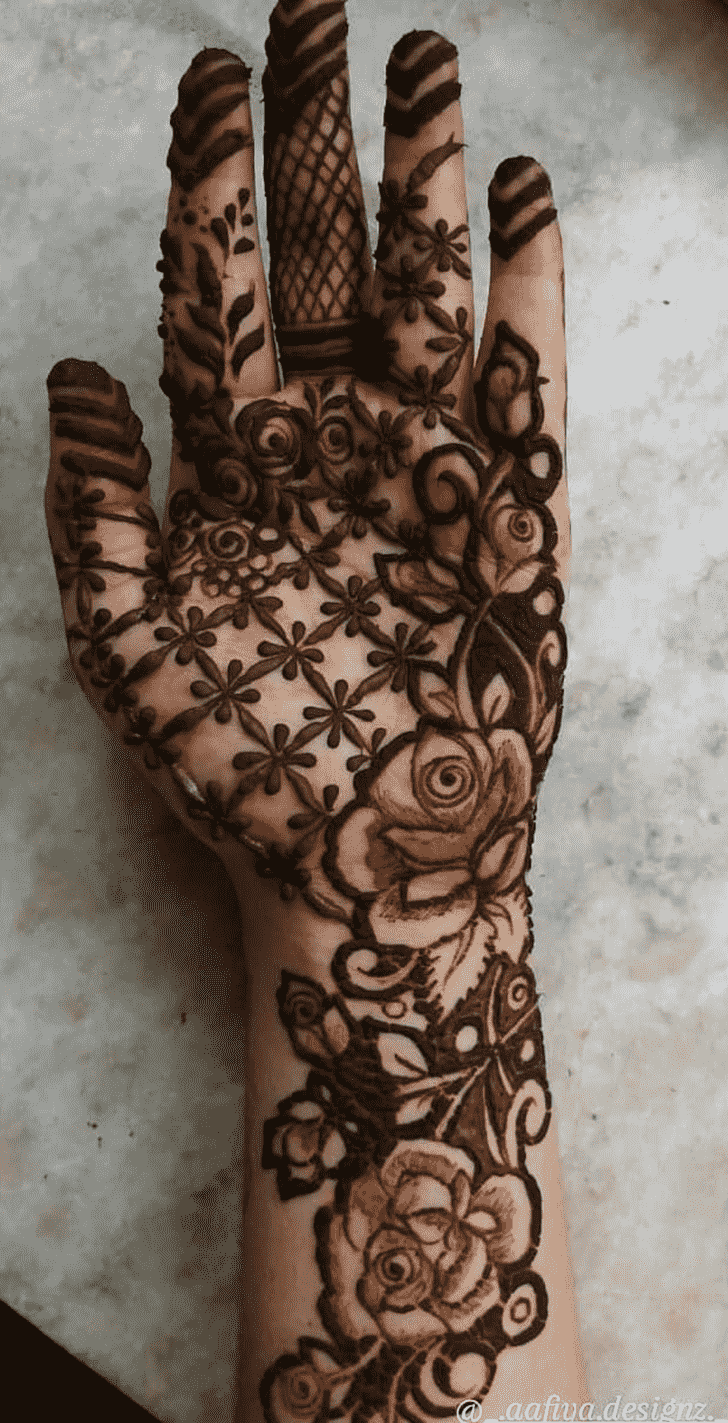 Adorable Romantic Henna design