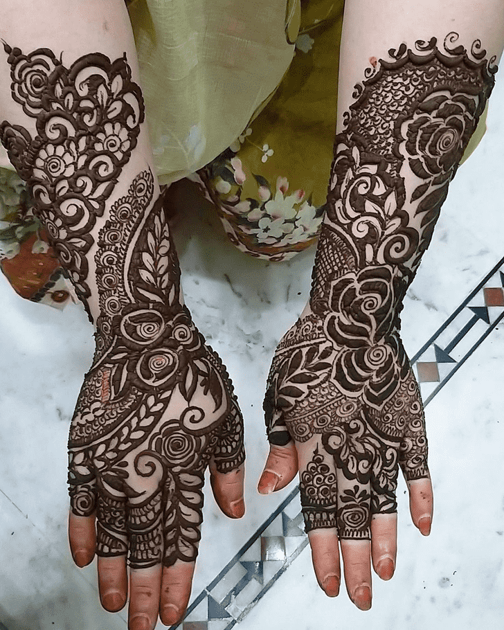 Magnificent Rose Mehndi Design