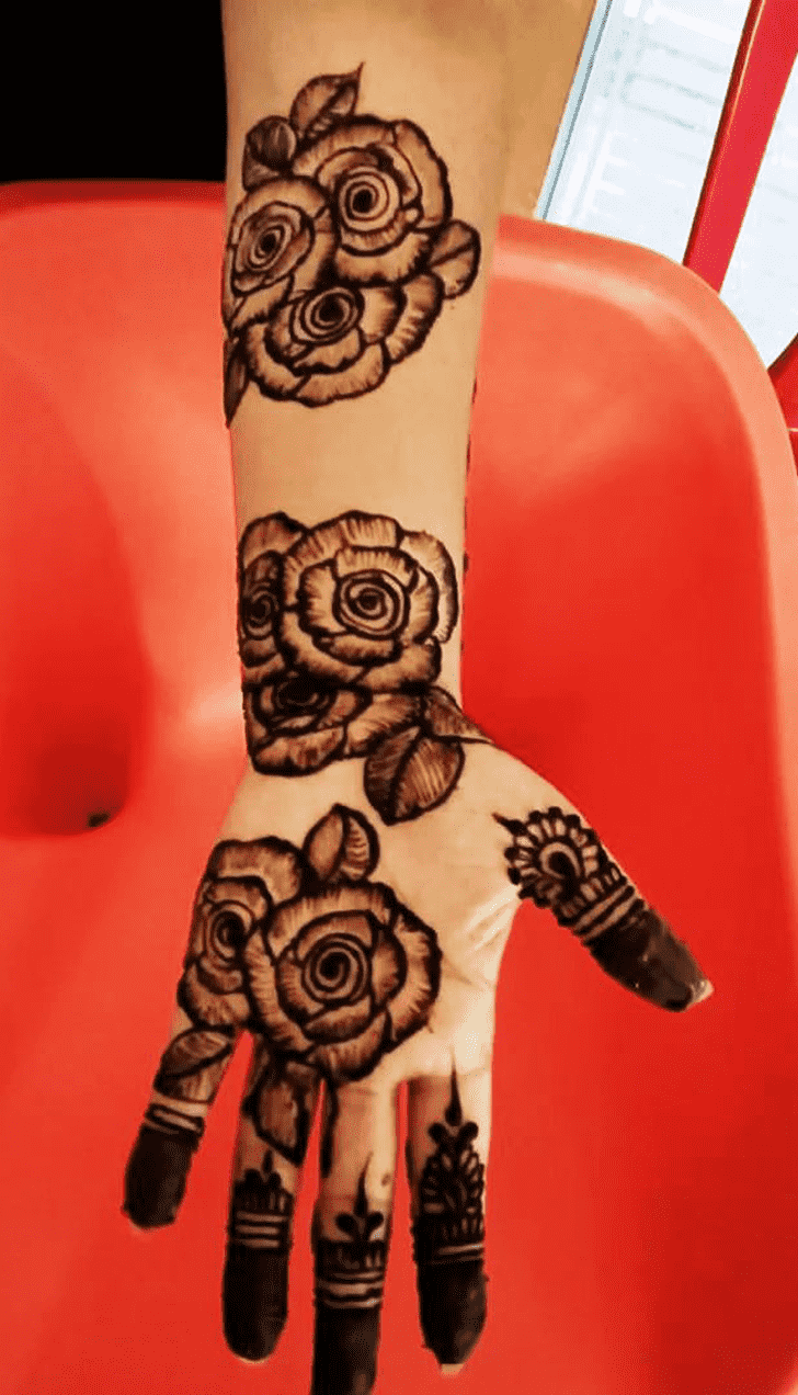 Nice Rose Mehndi Design