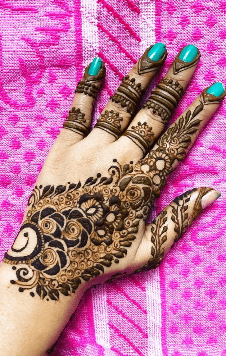 Lovely Royal Mehndi Design