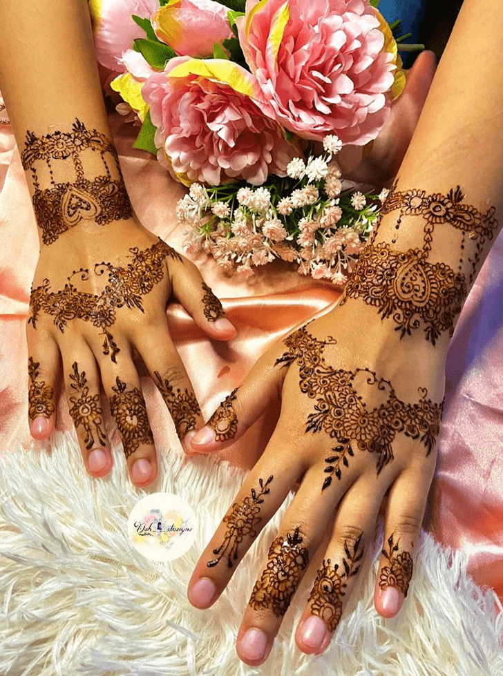 Nice Royal Mehndi