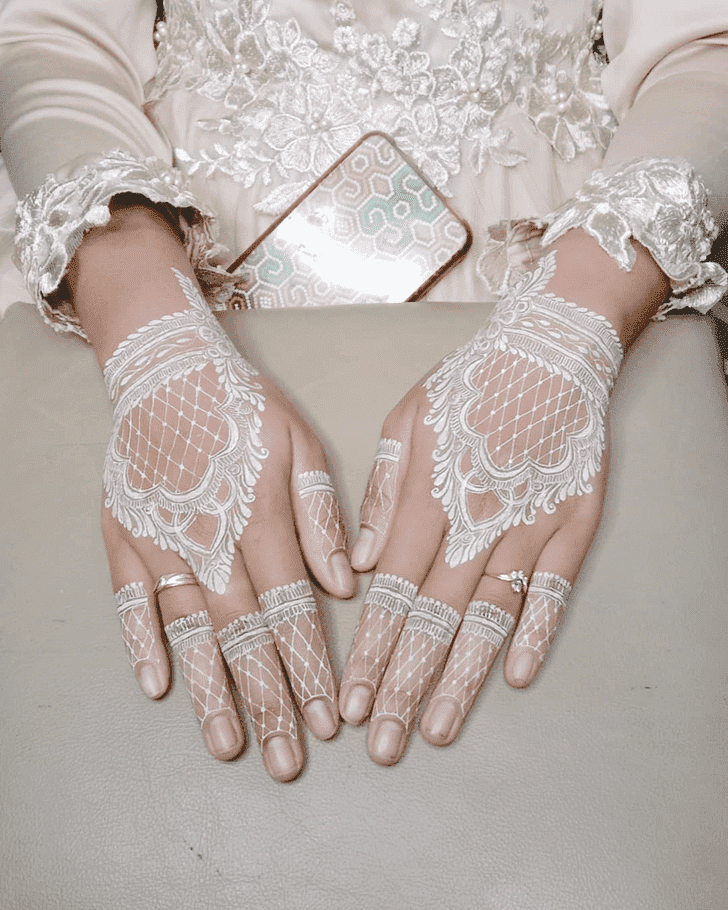 Refined Royal Henna Design