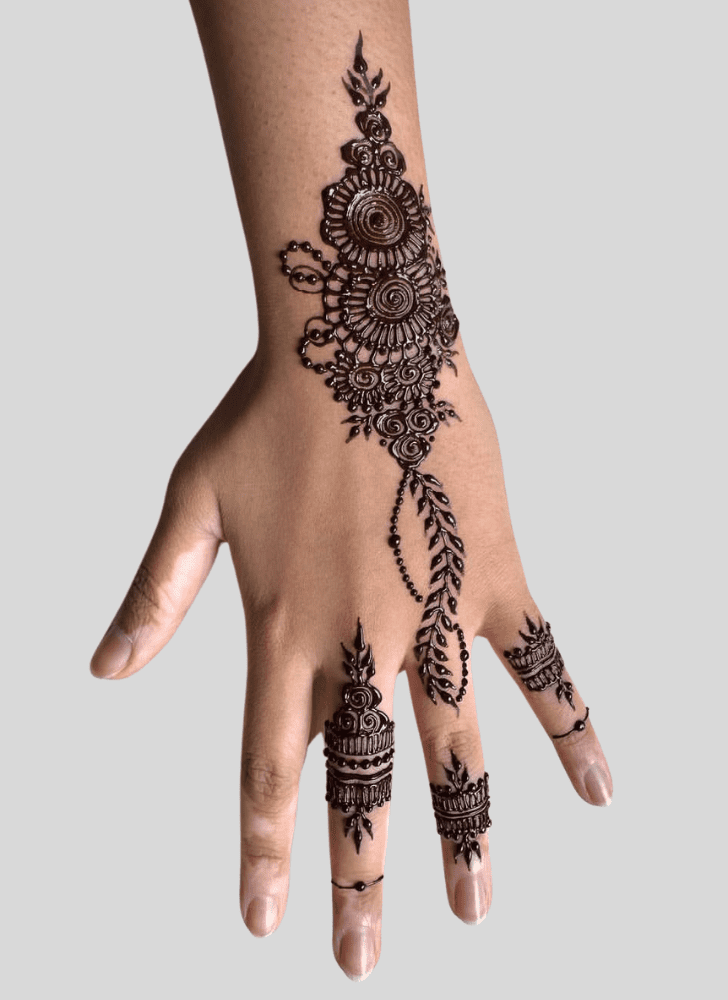 Exquisite Rural Henna Design