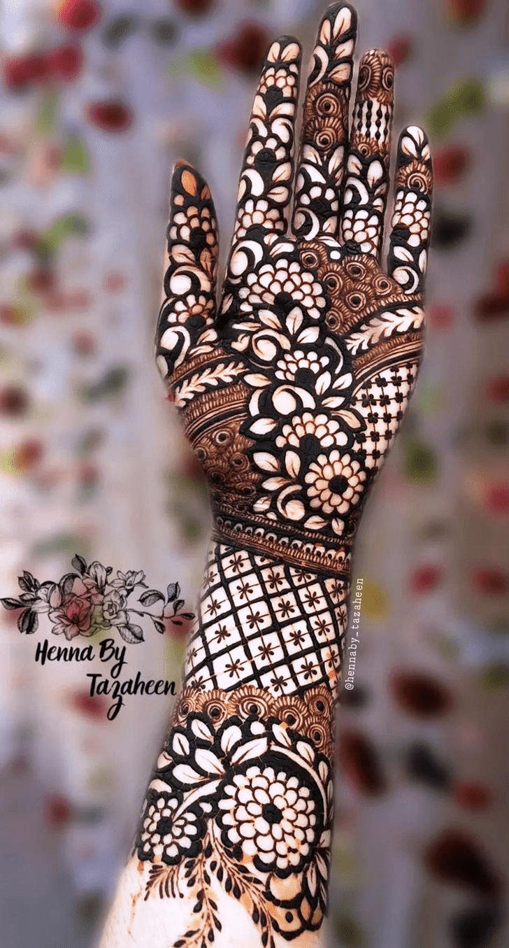 Gorgeous Russian Henna Design