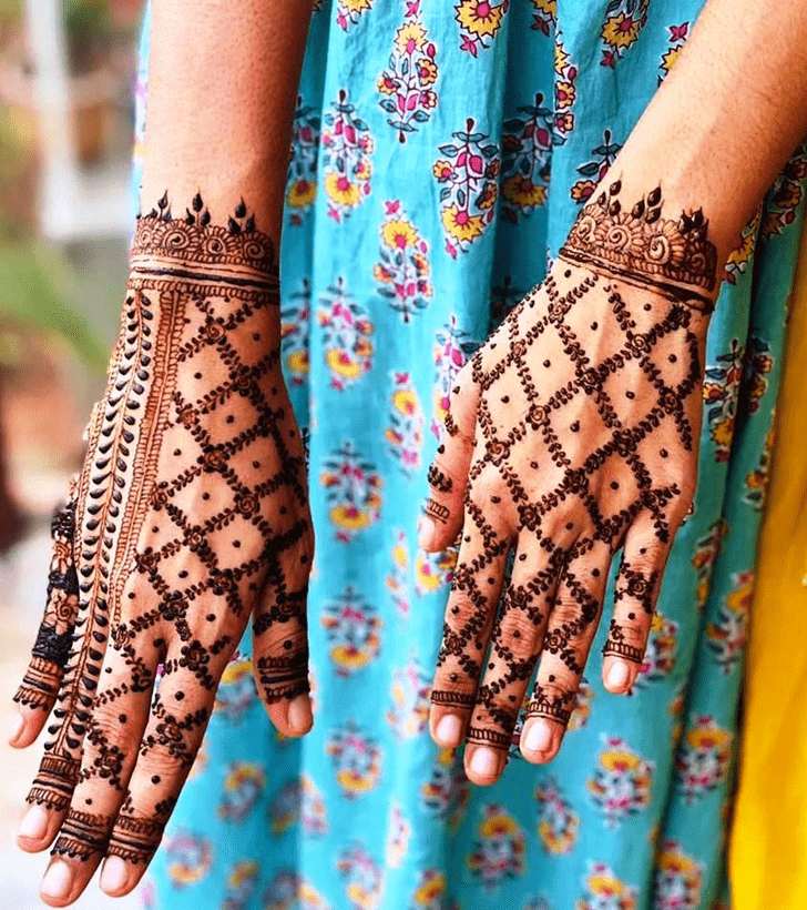 Magnificent Russian Henna Design