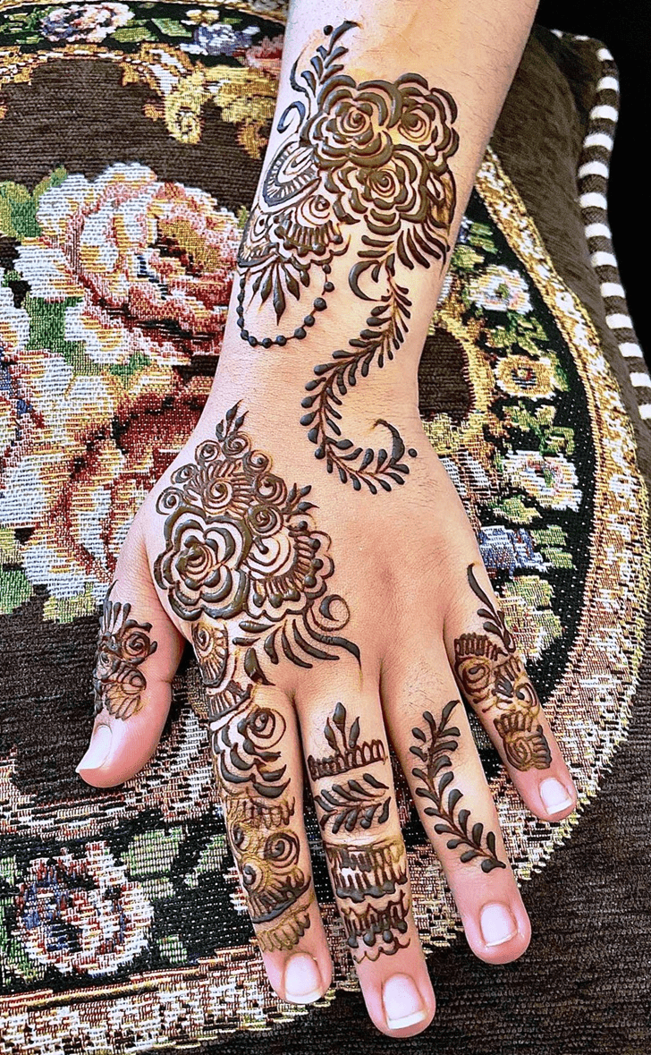 Nice Russian Henna Design