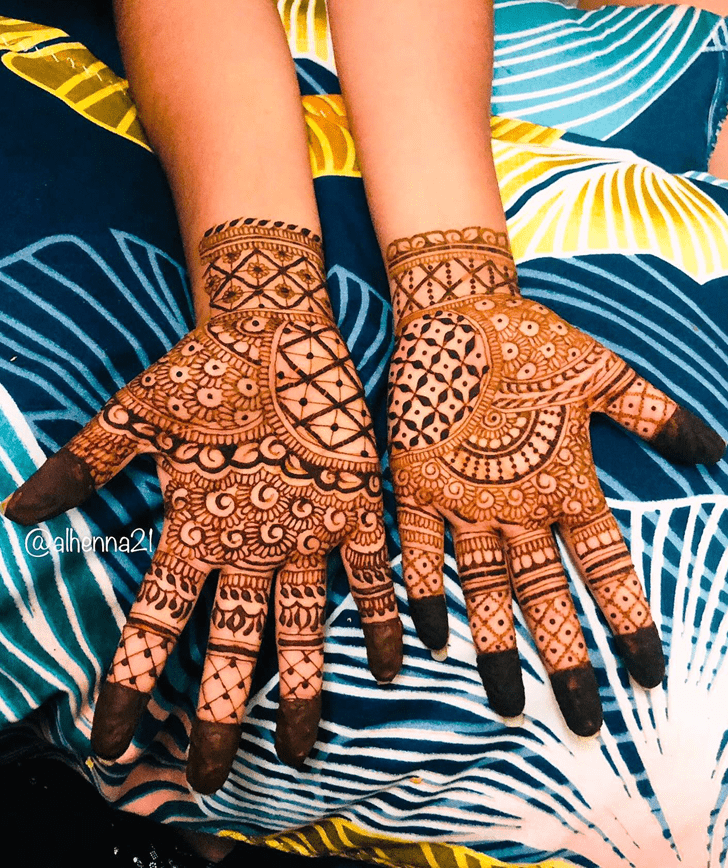 Pretty Russian Henna Design