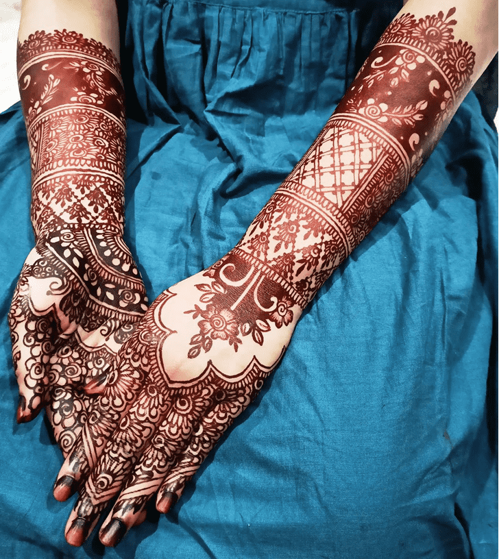 Radiant Russian Henna Design