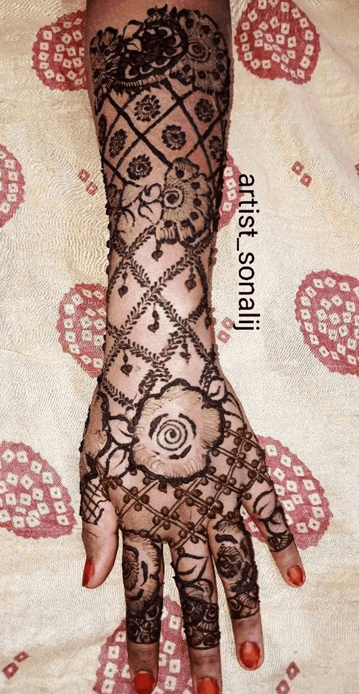 Slightly Russian Henna Design