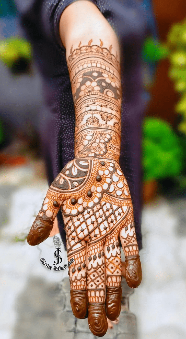 Superb Russian Henna Design