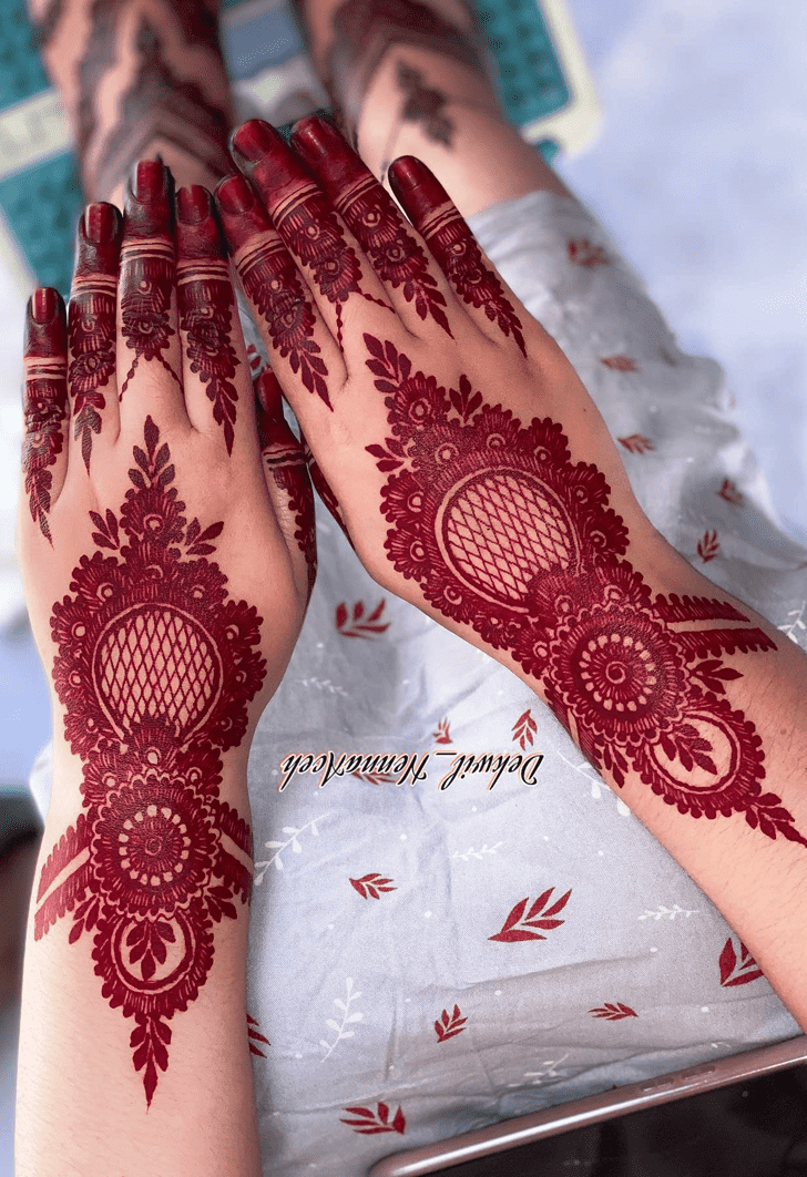 Wonderful Russian Mehndi Design