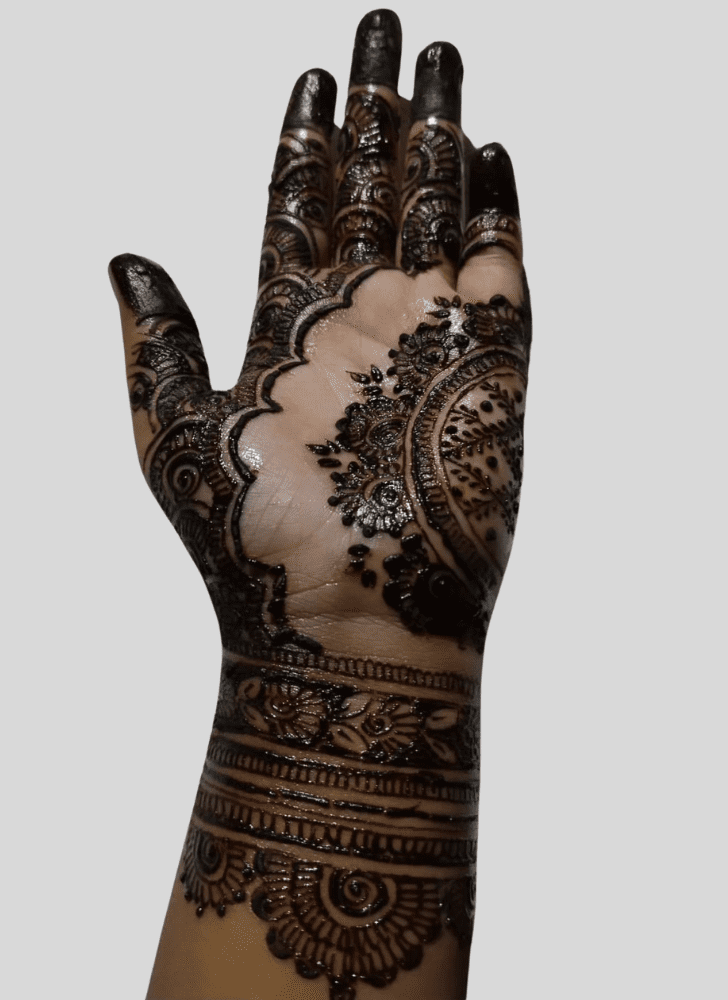 Admirable Saadi Mehndi Design