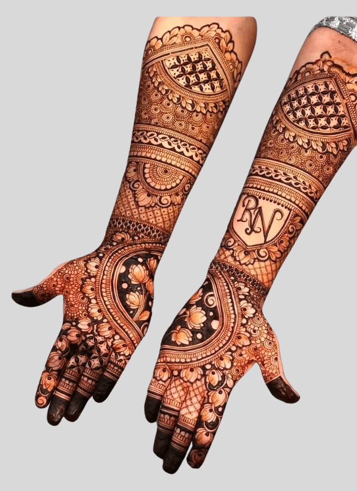 Delightful Saadi Henna Design