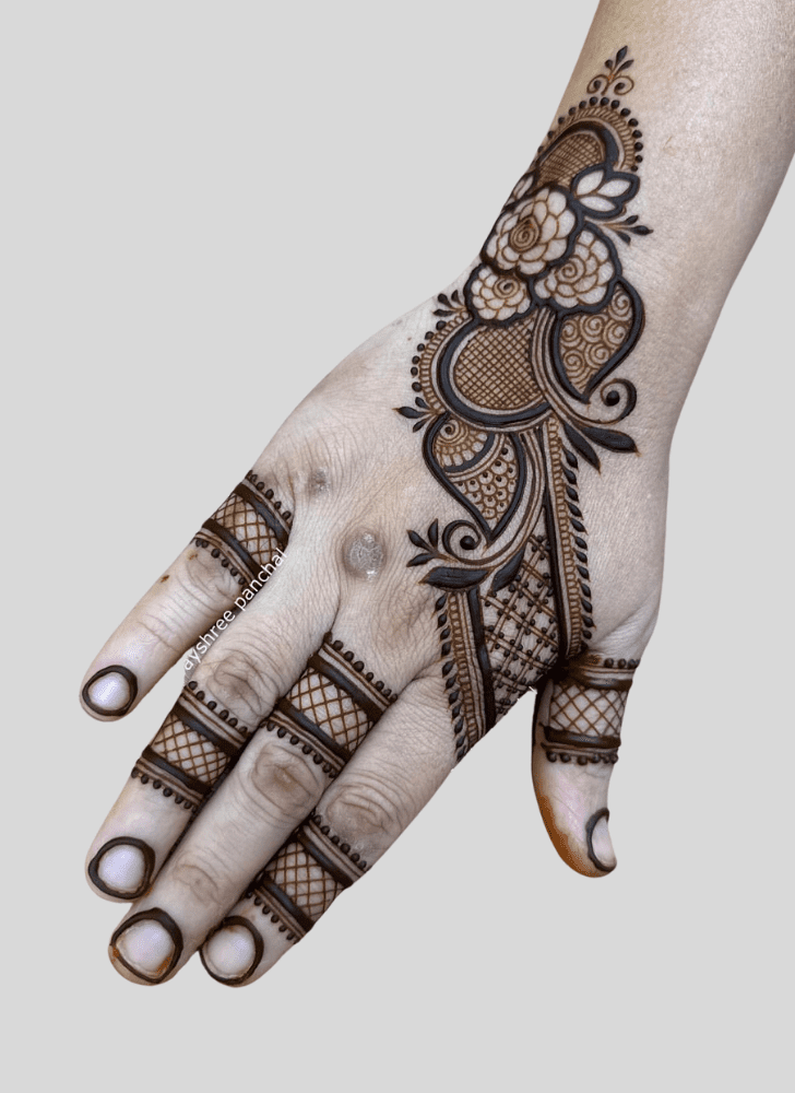 Excellent Saadi Henna Design