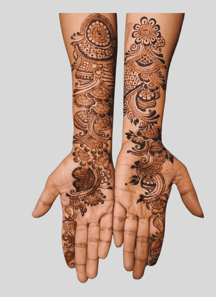 Pleasing Saadi Henna Design