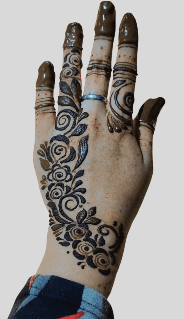 Slightly Sawan Henna Design