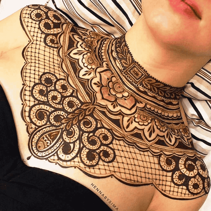 Radiant Seducing Henna Design