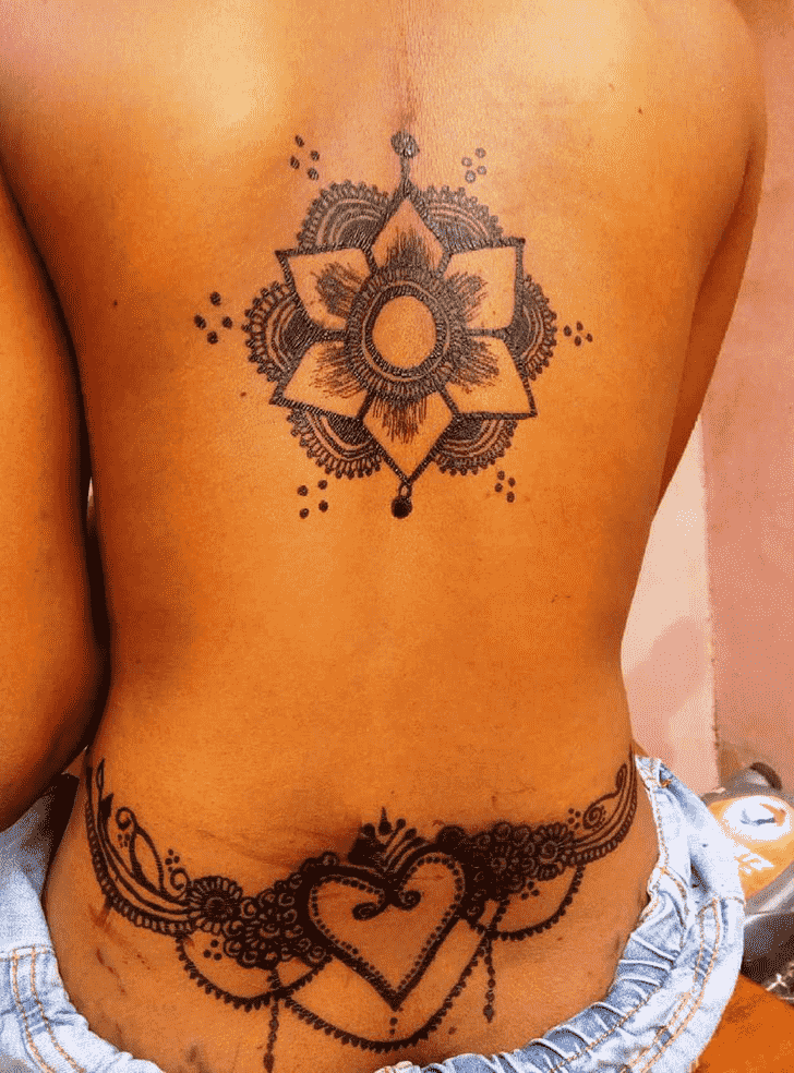Superb Seducing Henna Design