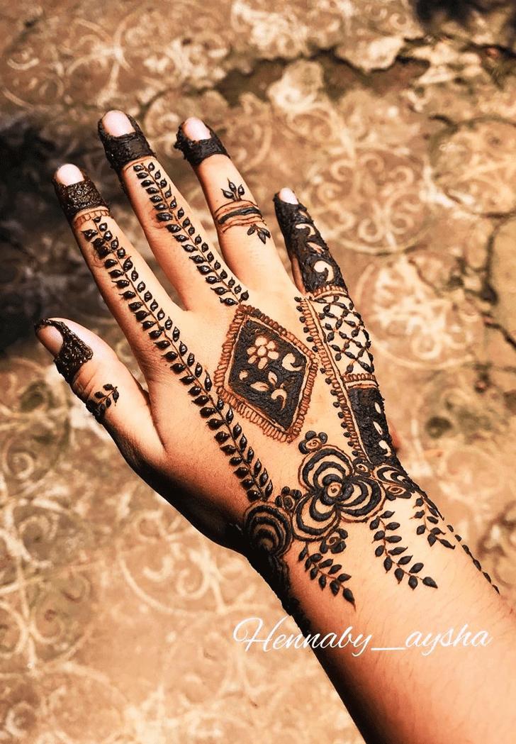 Admirable Shanghai Mehndi Design