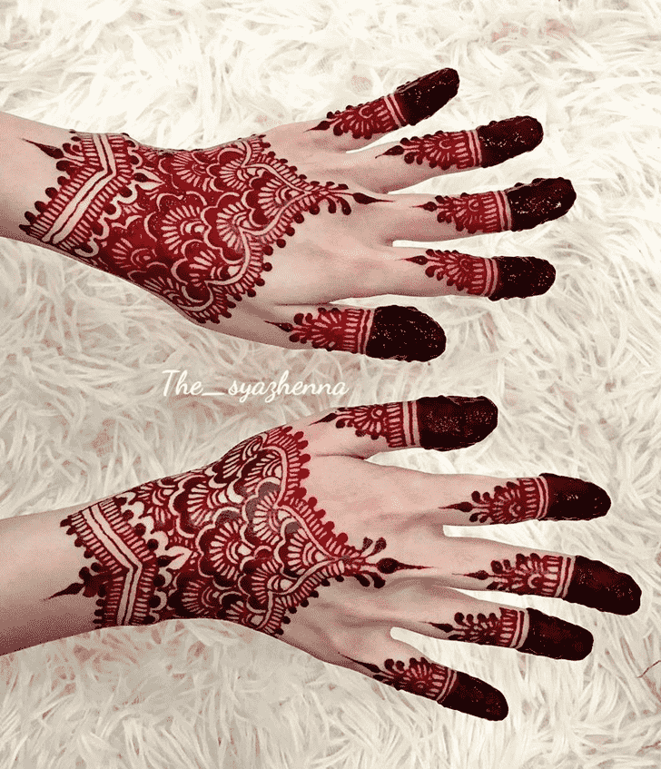 Alluring Shimla Henna Design