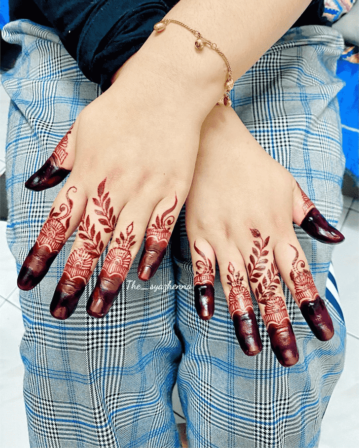 Captivating Shimla Henna Design