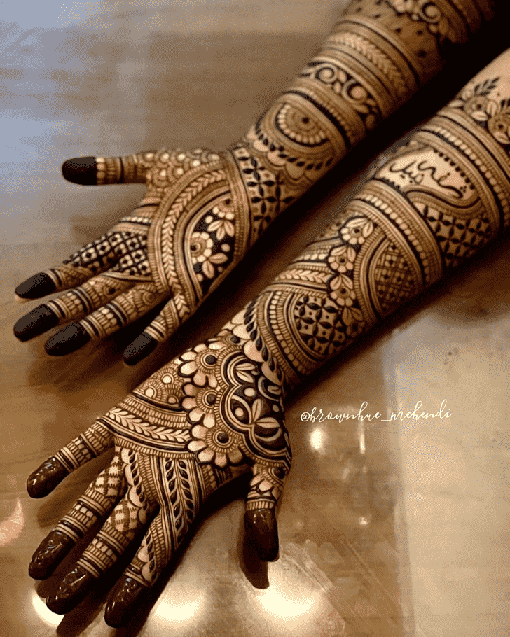 Good Looking Shimla Henna Design