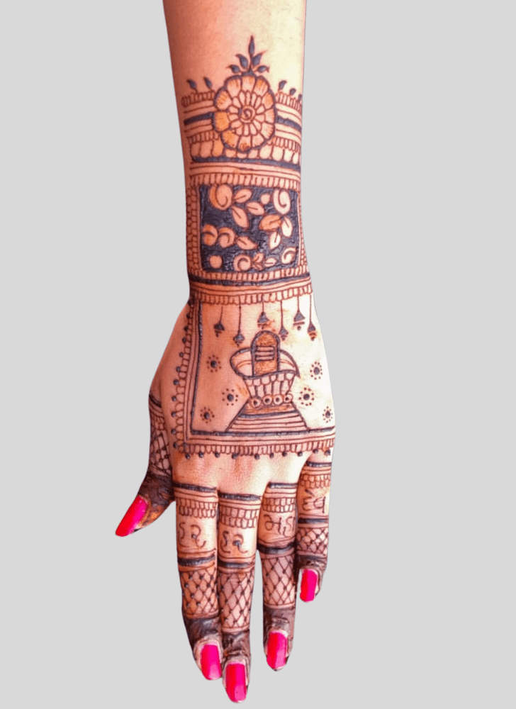 Elegant Shiv Henna Design