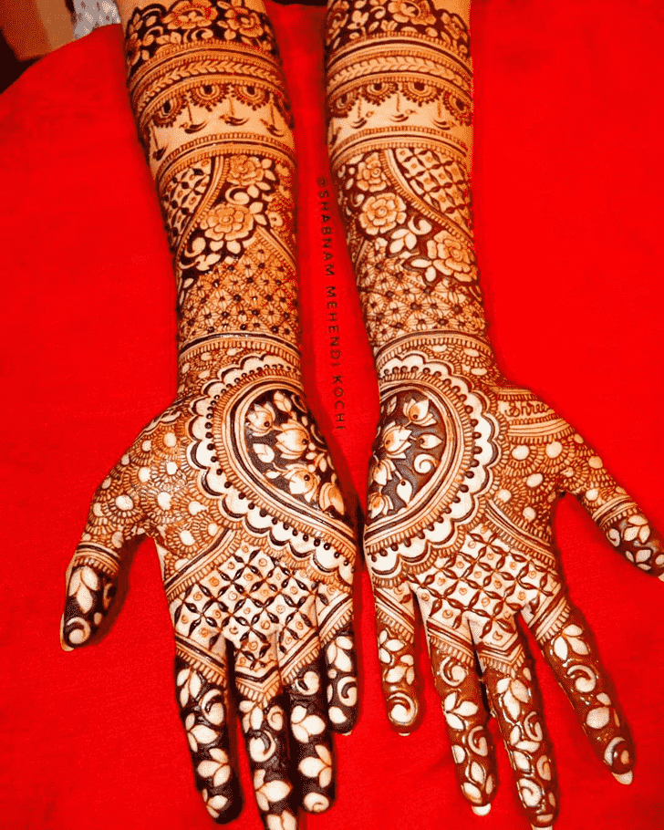 Exquisite Shivratri Henna design