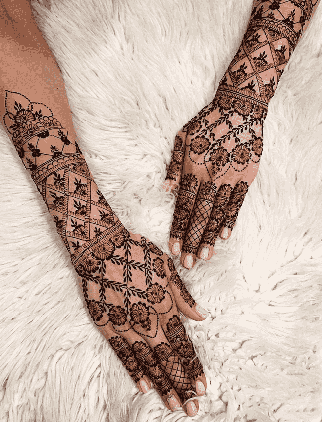 Appealing sialkot Henna Design