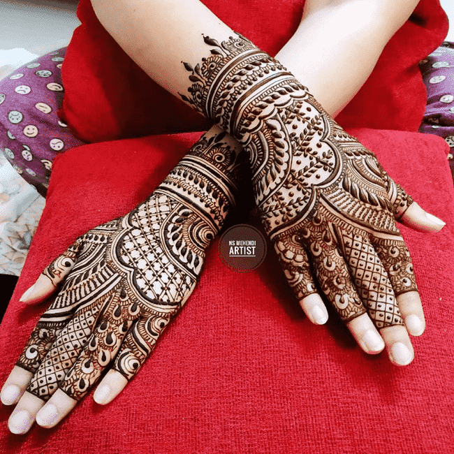 Ideal sialkot Henna Design