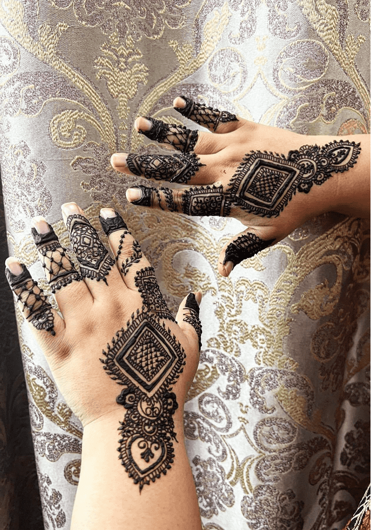 Radiant Side Henna Design