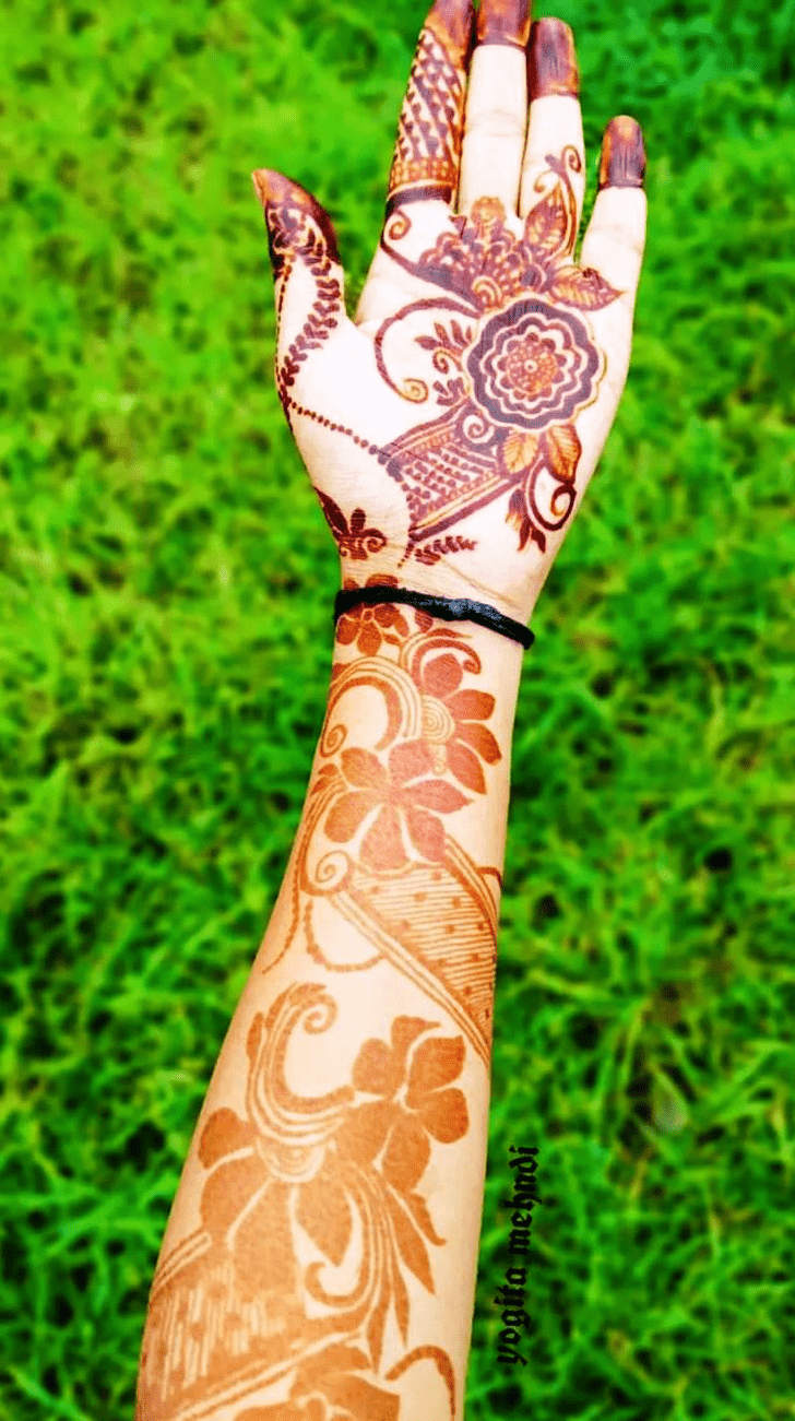 Wonderful Side Mehndi Design