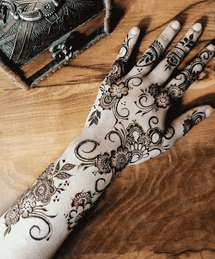 Enthralling Silicon Valley Henna Design