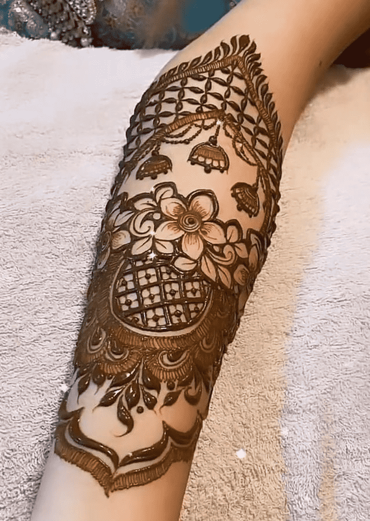 Enticing Silicon Valley Henna Design