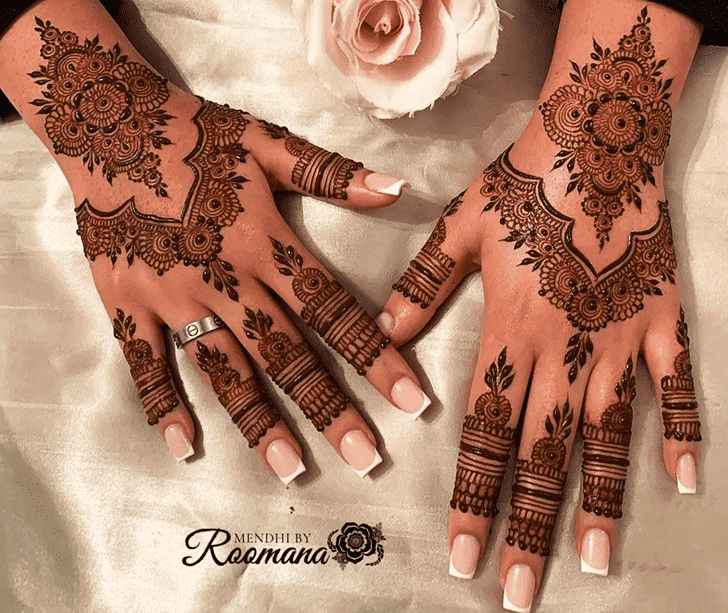 Pretty Simple Palm Henna Design