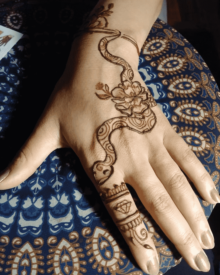 Classy Snake Henna Design