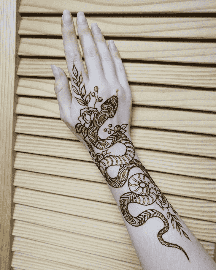 Dazzling Snake Henna Design