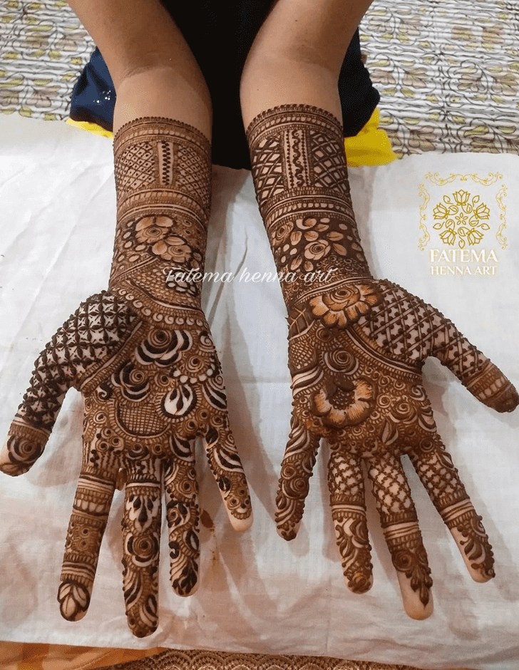 Charming Spain Henna Design